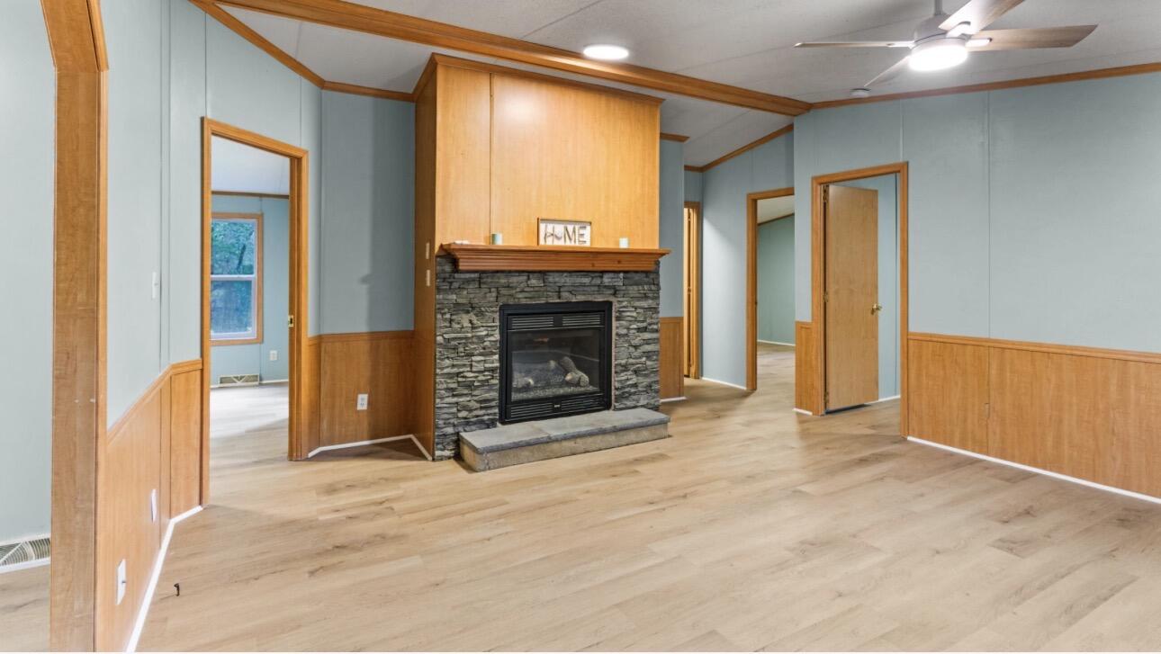 177 Yarmouth Road Gray, ME 04039 - Photo 3 of 29