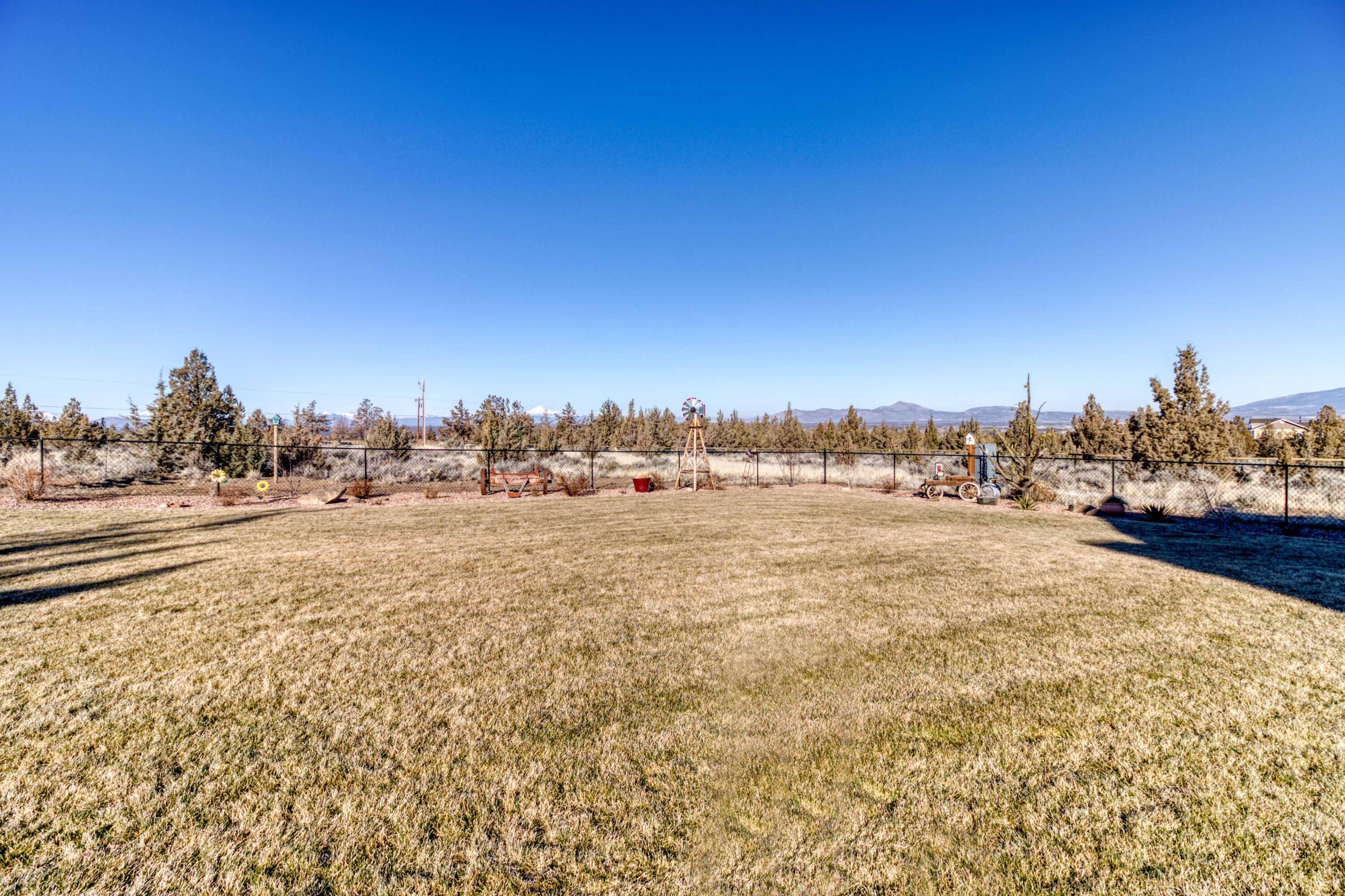 9280 Southwest Copley Road Powell Butte, OR 97753 - Photo 28 of 46 Backyard
