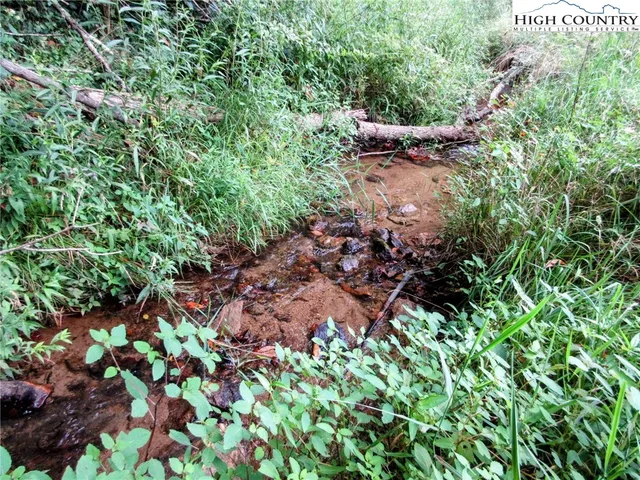 $699,000 | 1294 Spencer Branch Road, Lansing, NC 28643