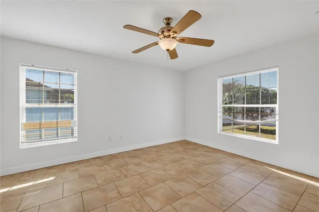 $2,275 | 1855 17th Avenue Southwest, Vero Beach, FL 32962