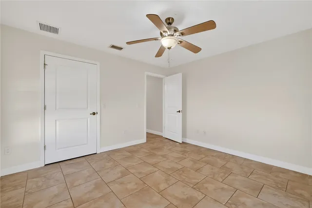 $2,275 | 1855 17th Avenue Southwest, Vero Beach, FL 32962