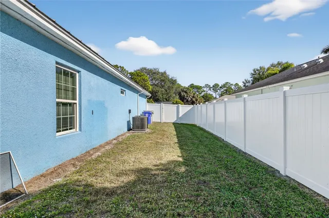 $2,275 | 1855 17th Avenue Southwest, Vero Beach, FL 32962