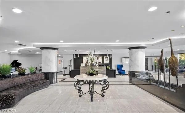 $2,490 | 3111 Bel Air Drive, Unit 12E, Las Vegas, NV 89109