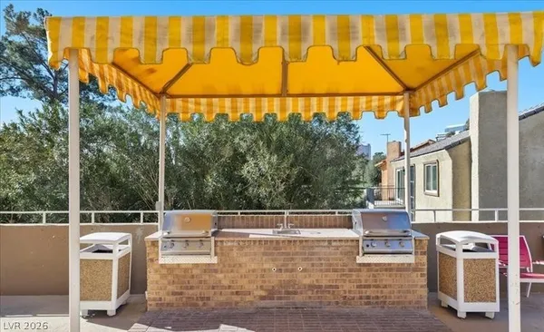 $2,490 | 3111 Bel Air Drive, Unit 12E, Las Vegas, NV 89109
