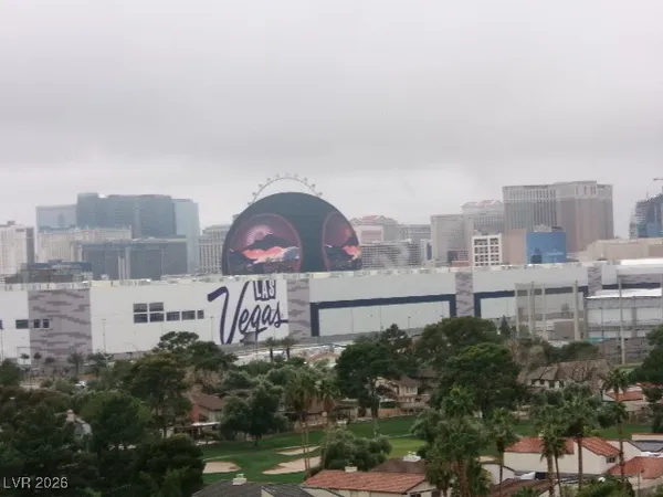 $2,490 | 3111 Bel Air Drive, Unit 12E, Las Vegas, NV 89109