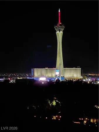 $2,490 | 3111 Bel Air Drive, Unit 12E, Las Vegas, NV 89109