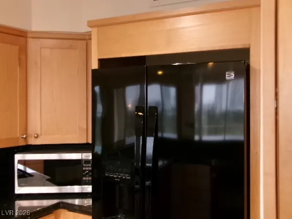 $2,490 | 3111 Bel Air Drive, Unit 12E, Las Vegas, NV 89109