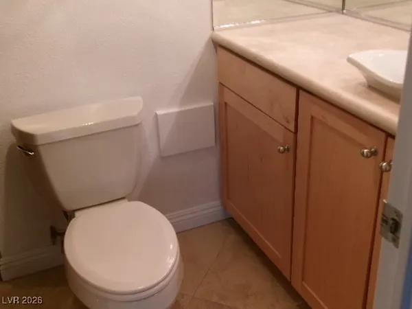 $2,490 | 3111 Bel Air Drive, Unit 12E, Las Vegas, NV 89109