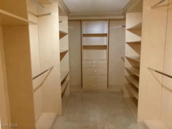$2,490 | 3111 Bel Air Drive, Unit 12E, Las Vegas, NV 89109