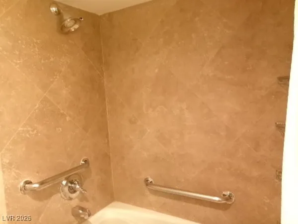 $2,490 | 3111 Bel Air Drive, Unit 12E, Las Vegas, NV 89109