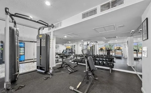 $2,490 | 3111 Bel Air Drive, Unit 12E, Las Vegas, NV 89109