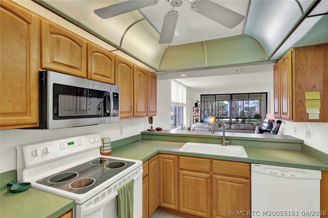 1950 Southwest Palm City Road, Unit 10201 Stuart, FL 34994 - Photo 7 of 36 Gallery Image 7