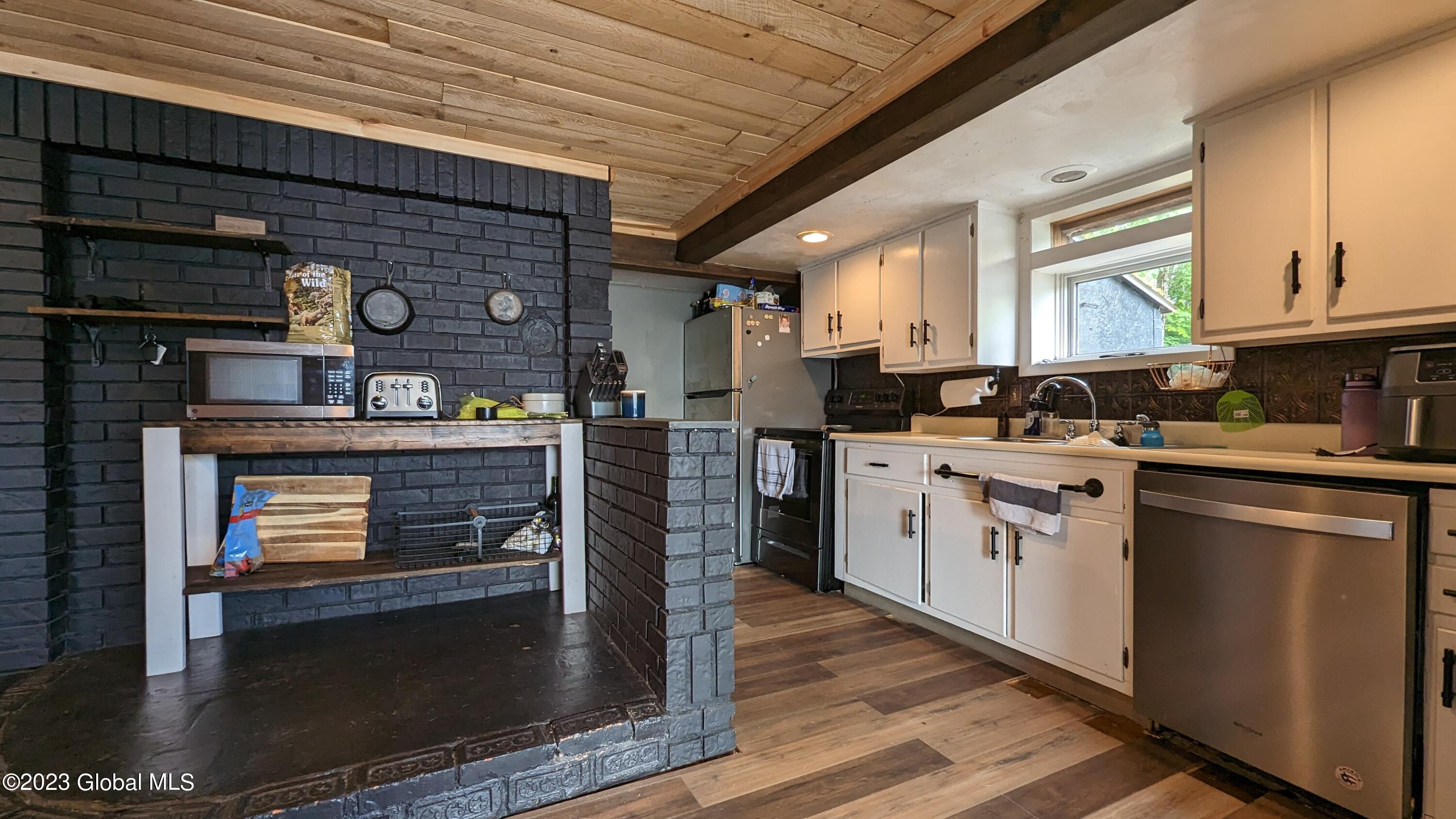 89 Birdsall Road Queensbury, NY 12804 - Photo 6 of 25 PXL_20230615_153039101