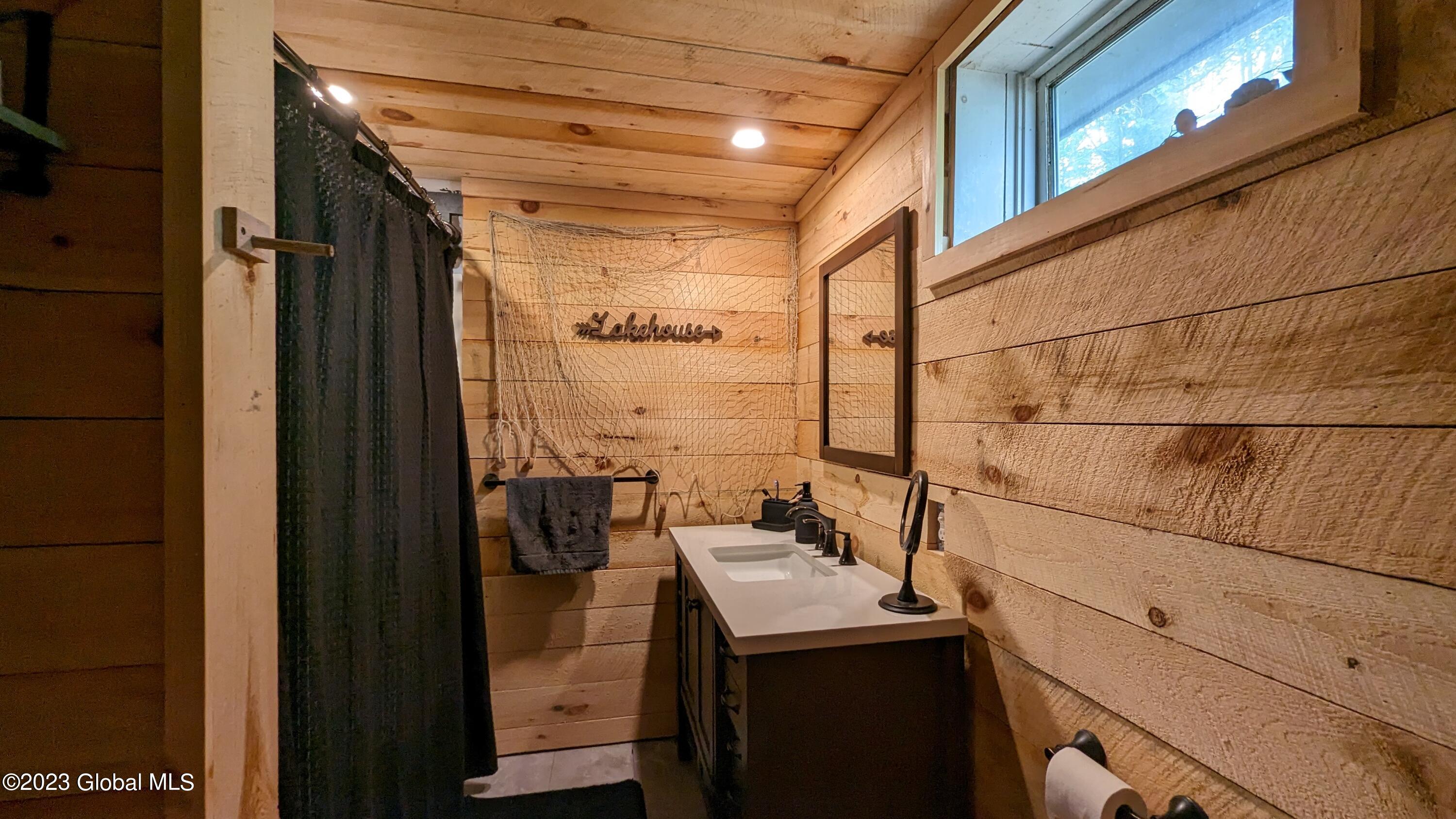 89 Birdsall Road Queensbury, NY 12804 - Photo 10 of 25 PXL_20230615_153207523