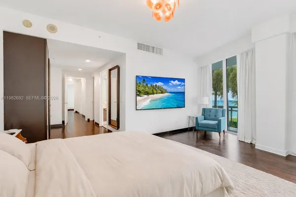 $8,500 | 2950 Northeast 188th Street, Unit 150, Aventura, FL 33180