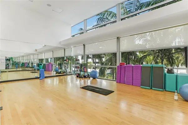 $8,500 | 2950 Northeast 188th Street, Unit 150, Aventura, FL 33180