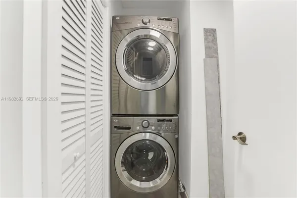 $8,500 | 2950 Northeast 188th Street, Unit 150, Aventura, FL 33180