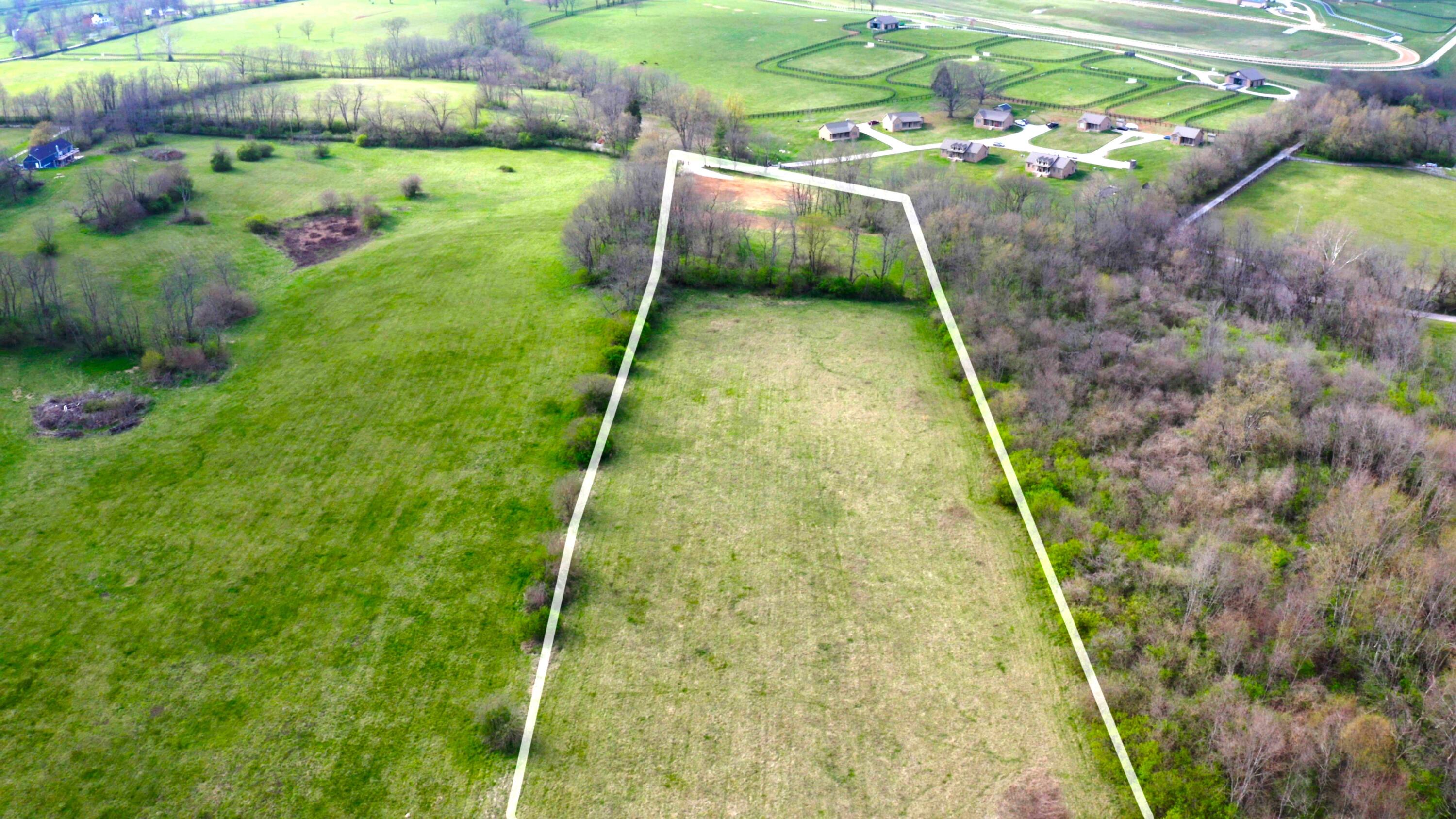 3412 Paynes Mill Road Versailles, KY 40383 - Photo 3 of 22 3385_8 use