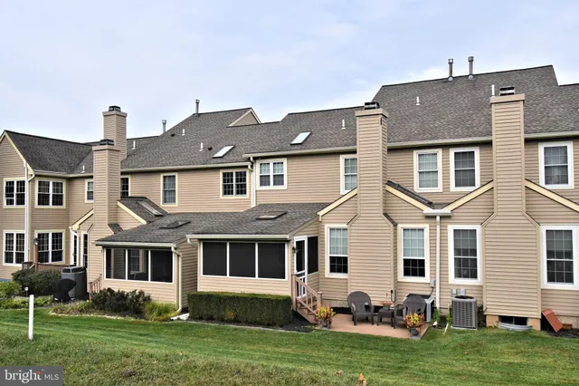 $559,000 | 219 Pinecrest Lane, Lansdale, PA 19446