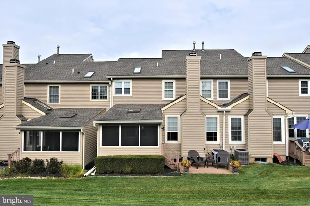 $559,000 | 219 Pinecrest Lane, Lansdale, PA 19446