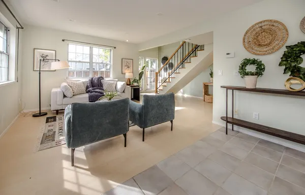 $529,900 | 3152 Woods Circle, Davis, CA 95616