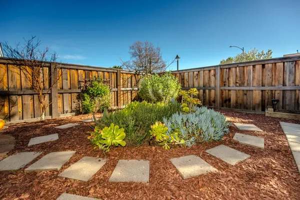 $529,900 | 3152 Woods Circle, Davis, CA 95616