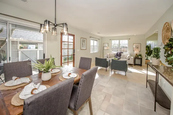 $529,900 | 3152 Woods Circle, Davis, CA 95616