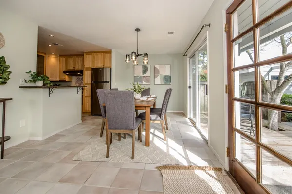 $529,900 | 3152 Woods Circle, Davis, CA 95616