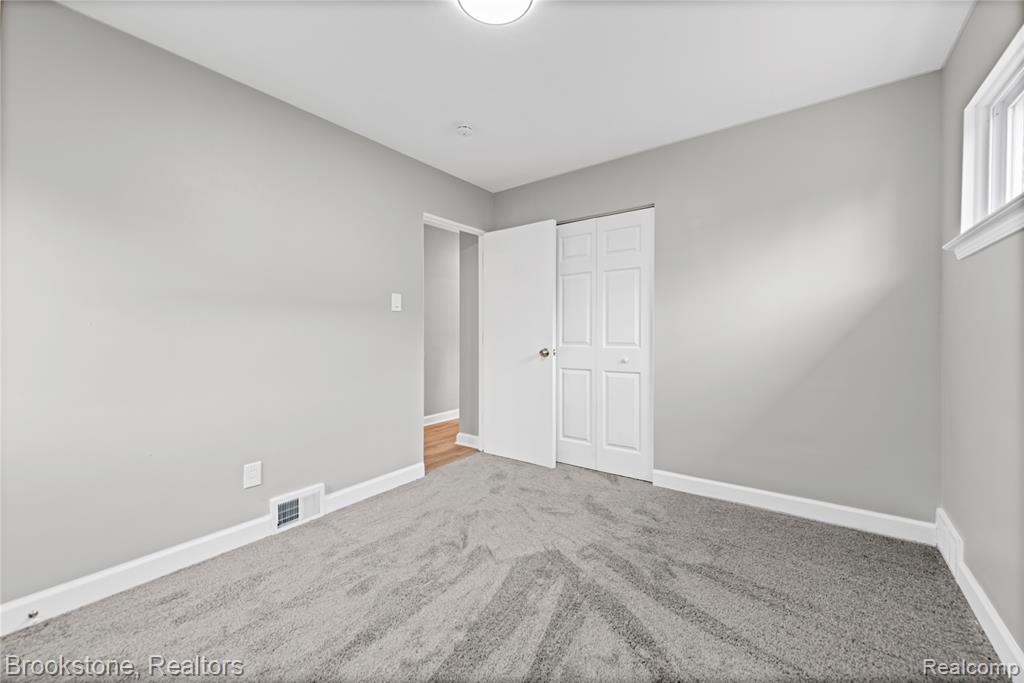 9025 Appleton Redford, MI 48239 - Photo 13 of 20 Gallery Image 13