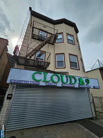 $1,550 | 844 Main Street, Unit 2, Paterson, NJ 07503