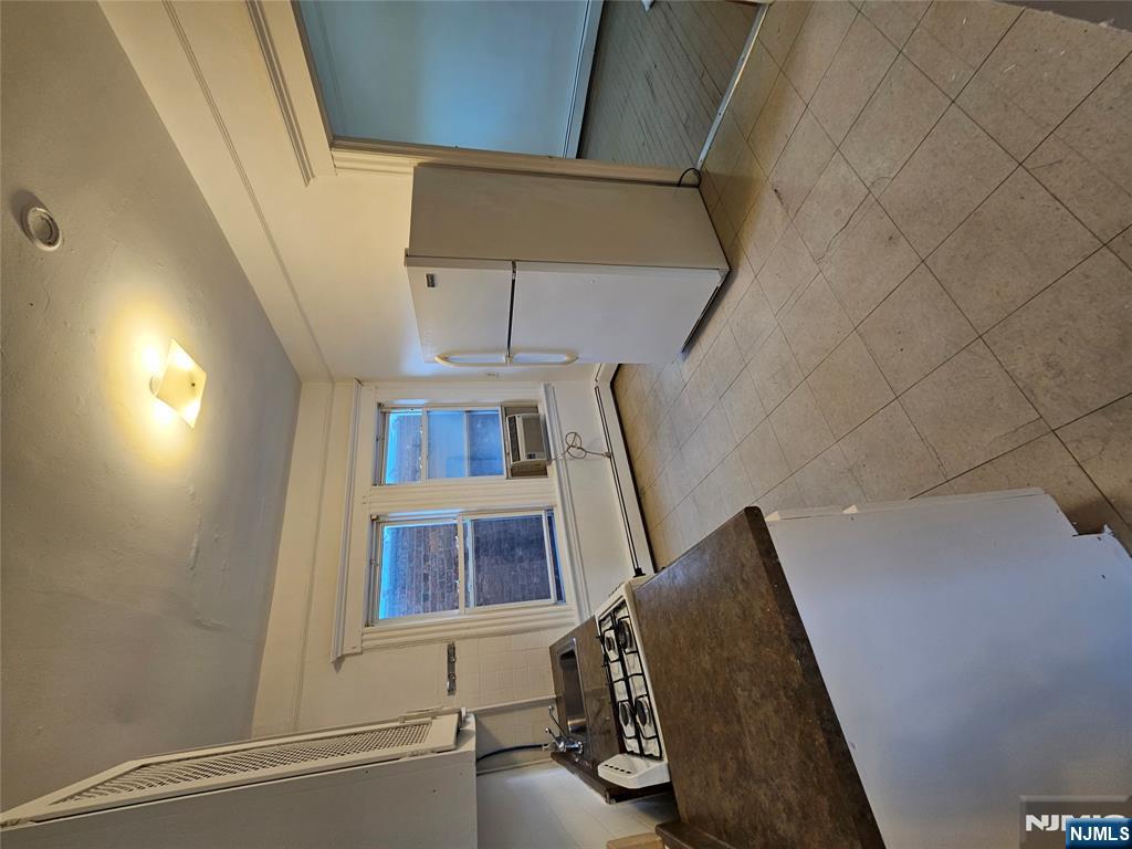 844 Main Street, Unit 2 Paterson, NJ 07503 - Photo 2 of 5