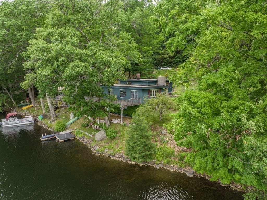 66 Goodrich Road Sturbridge, MA 01566 - Photo 8 of 27