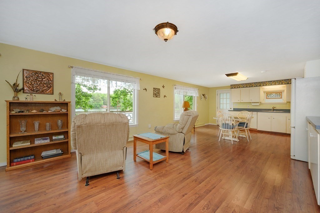66 Goodrich Road Sturbridge, MA 01566 - Photo 10 of 27