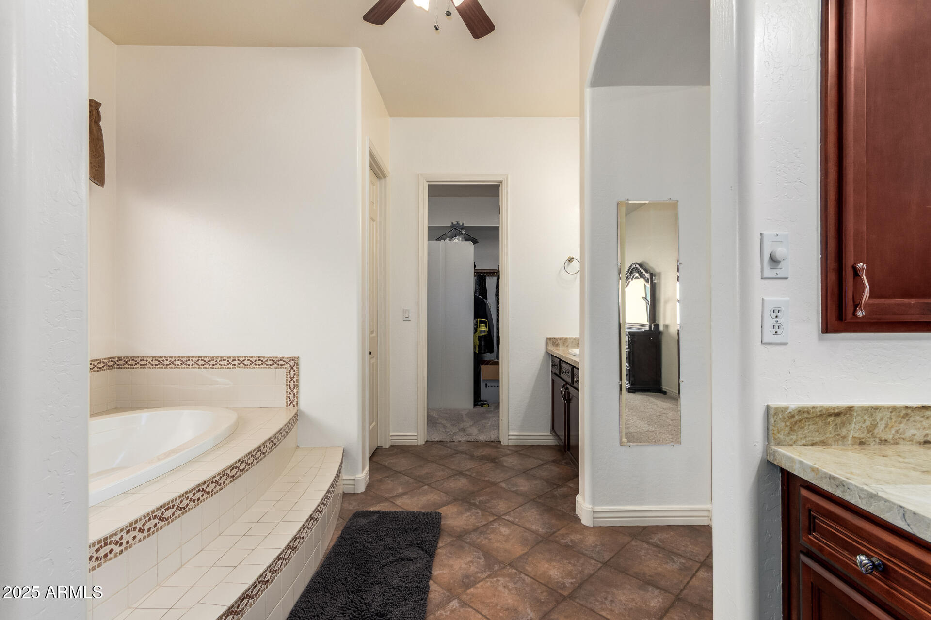 4352 East Santa Fe Court Gilbert, AZ 85297 - Photo 16 of 37 49 - Santa Fe