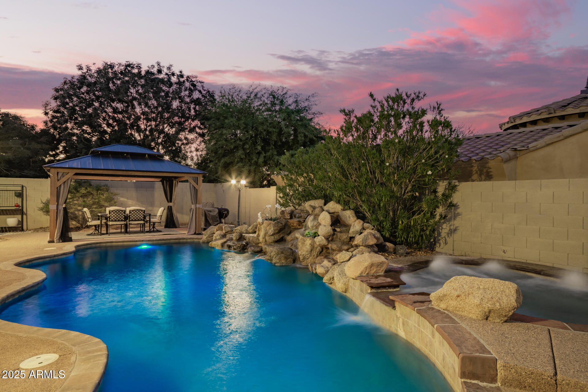 4352 East Santa Fe Court Gilbert, AZ 85297 - Photo 23 of 37 71 - Santa Fe