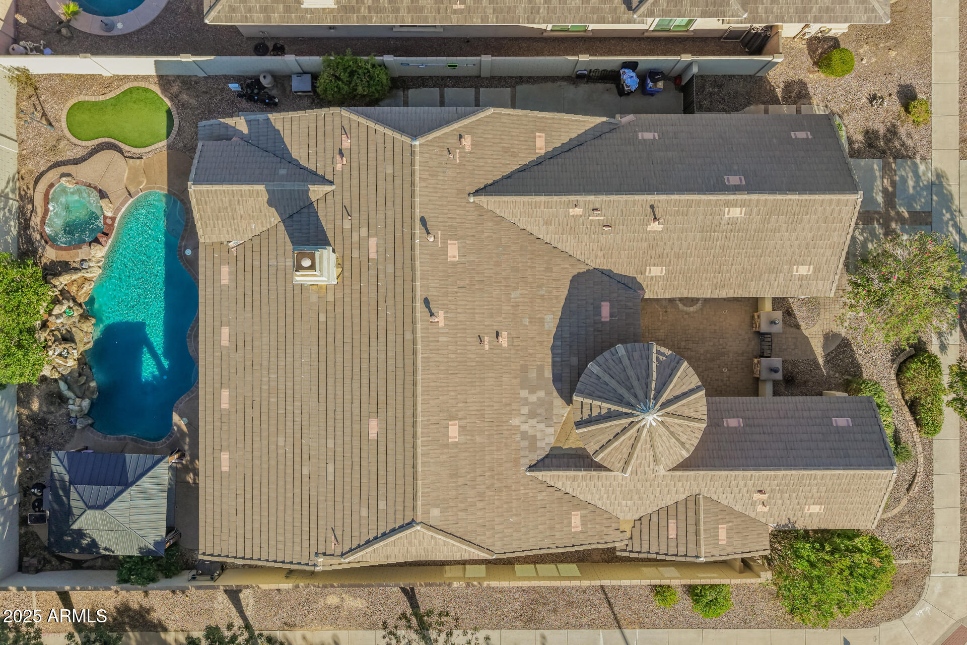 4352 East Santa Fe Court Gilbert, AZ 85297 - Photo 29 of 37 04 - Santa Fe Drone
