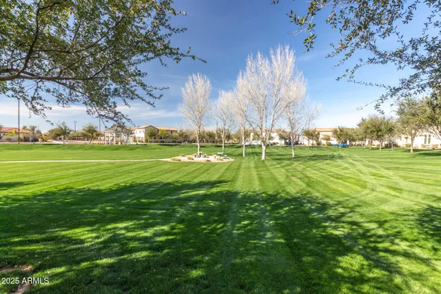 $875,000 | 4352 East Santa Fe Court, Gilbert, AZ 85297