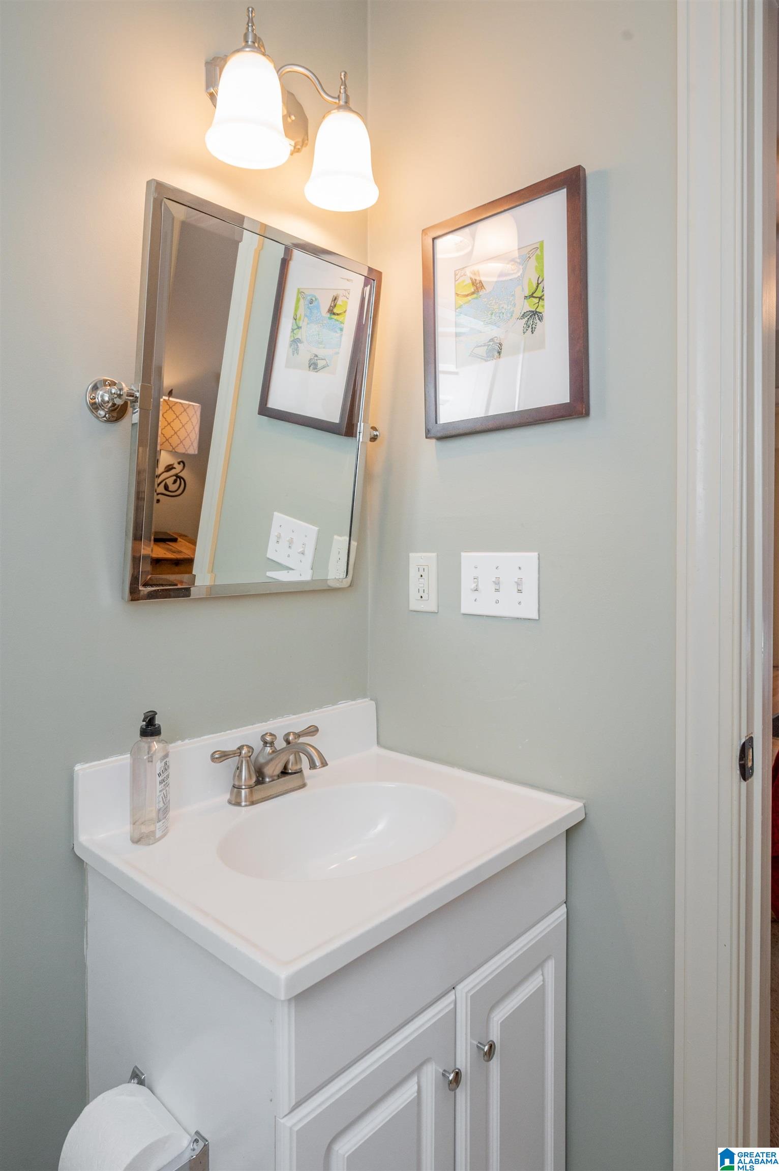 916 Highland Road Birmingham, AL 35209 - Photo 27 of 36