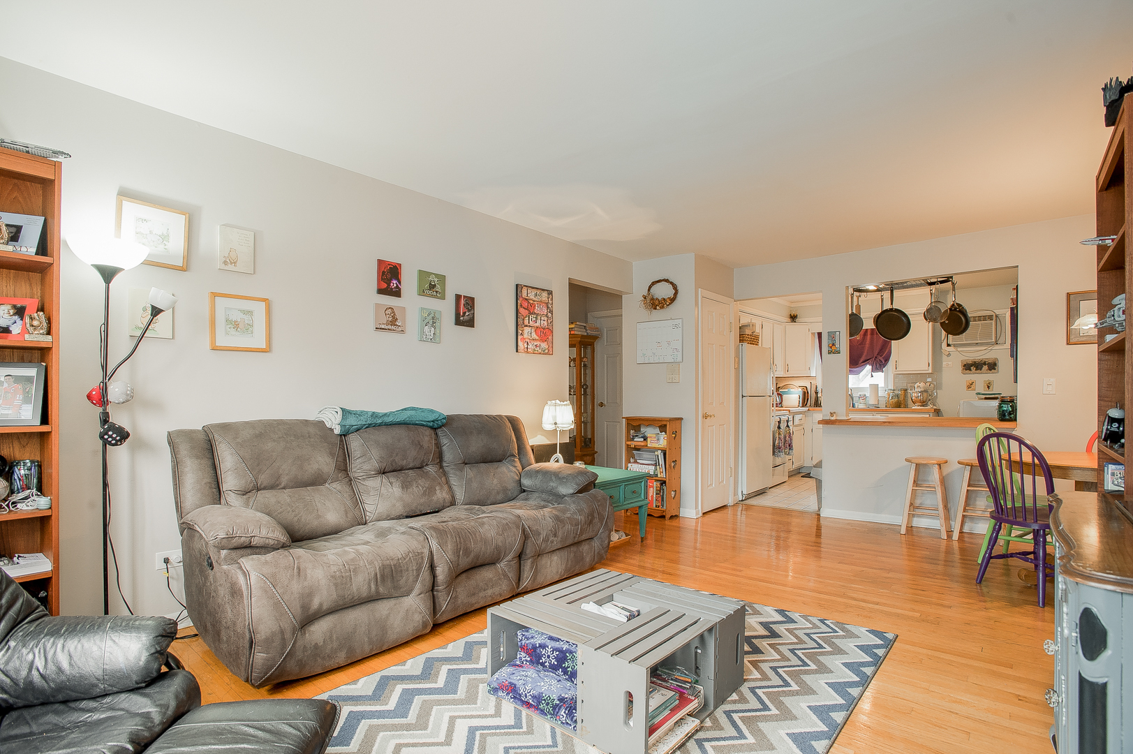 7952 Madison Street, Unit 3W River Forest, IL 60305 - Photo 2 of 11