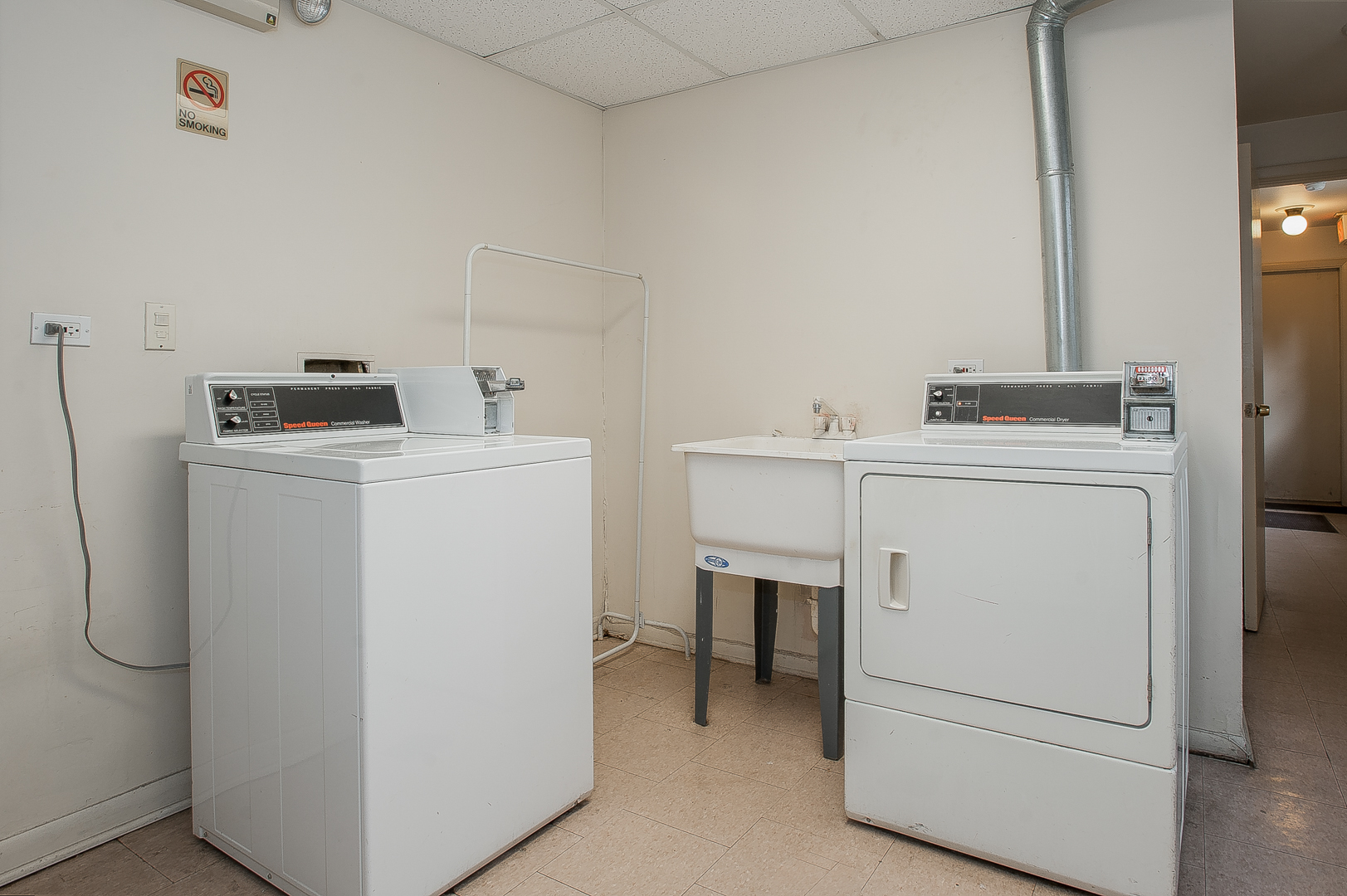 7952 Madison Street, Unit 3W River Forest, IL 60305 - Photo 10 of 11