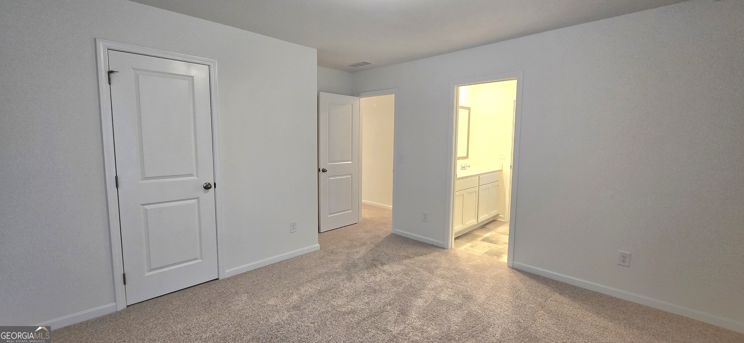 34 Russet Way Newnan, GA 30263 - Photo 26 of 38 a view of an empty room with a window