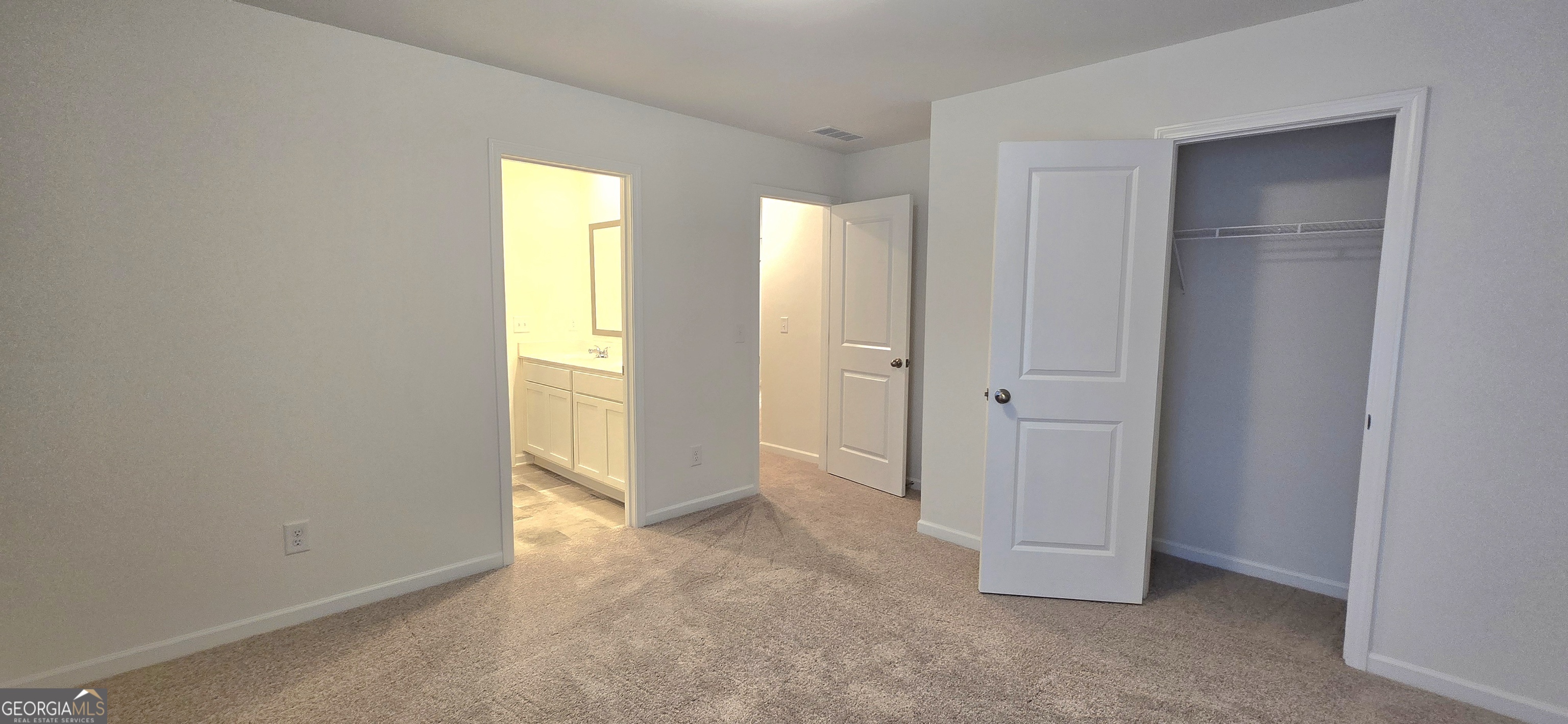 34 Russet Way Newnan, GA 30263 - Photo 33 of 38 an empty room with windows