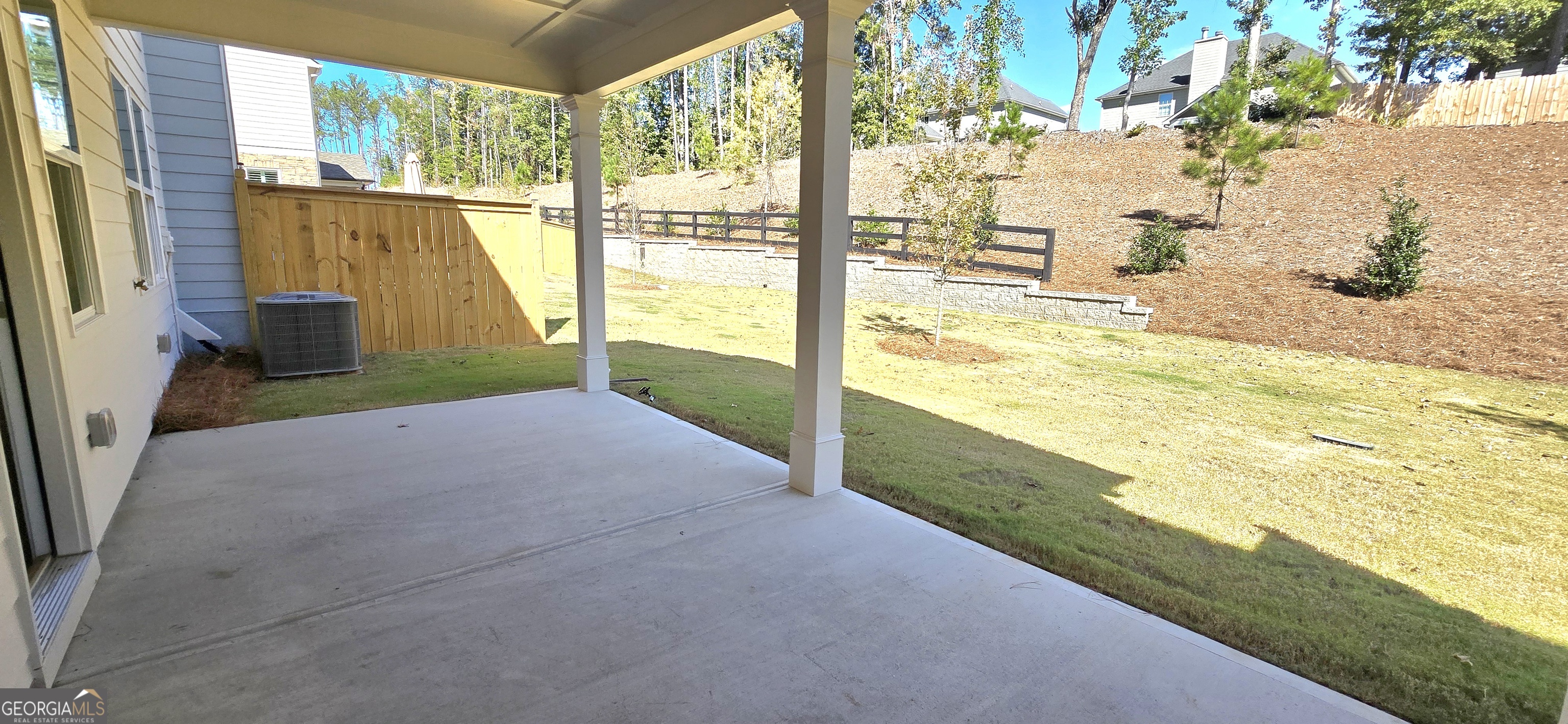 34 Russet Way Newnan, GA 30263 - Photo 35 of 38 a view of a balcony with an ocean view