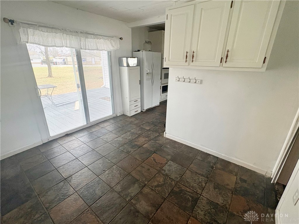 140 North Center Street Versailles, OH 45380 - Photo 23 of 46 mudroom- deck access