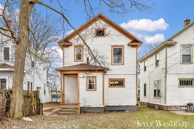 $209,900 | 1340 Manwaring Place Southeast, Grand Rapids, MI 49507