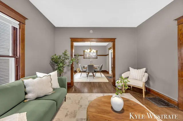 $209,900 | 1340 Manwaring Place Southeast, Grand Rapids, MI 49507