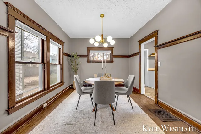 $209,900 | 1340 Manwaring Place Southeast, Grand Rapids, MI 49507