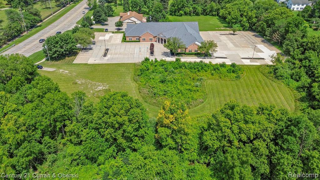 38500 Garfield Road Clinton Township, MI 48038 - Photo 8 of 12