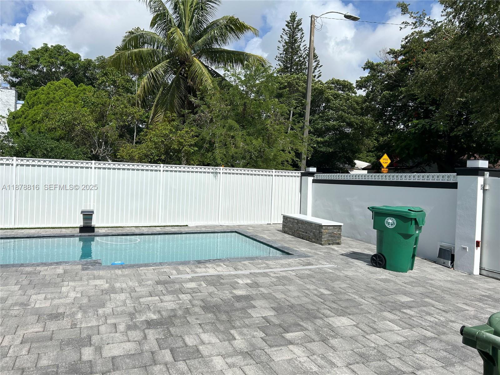 400 Southwest 47th Avenue Miami, FL 33134 - Photo 7 of 55 a view of a terrace