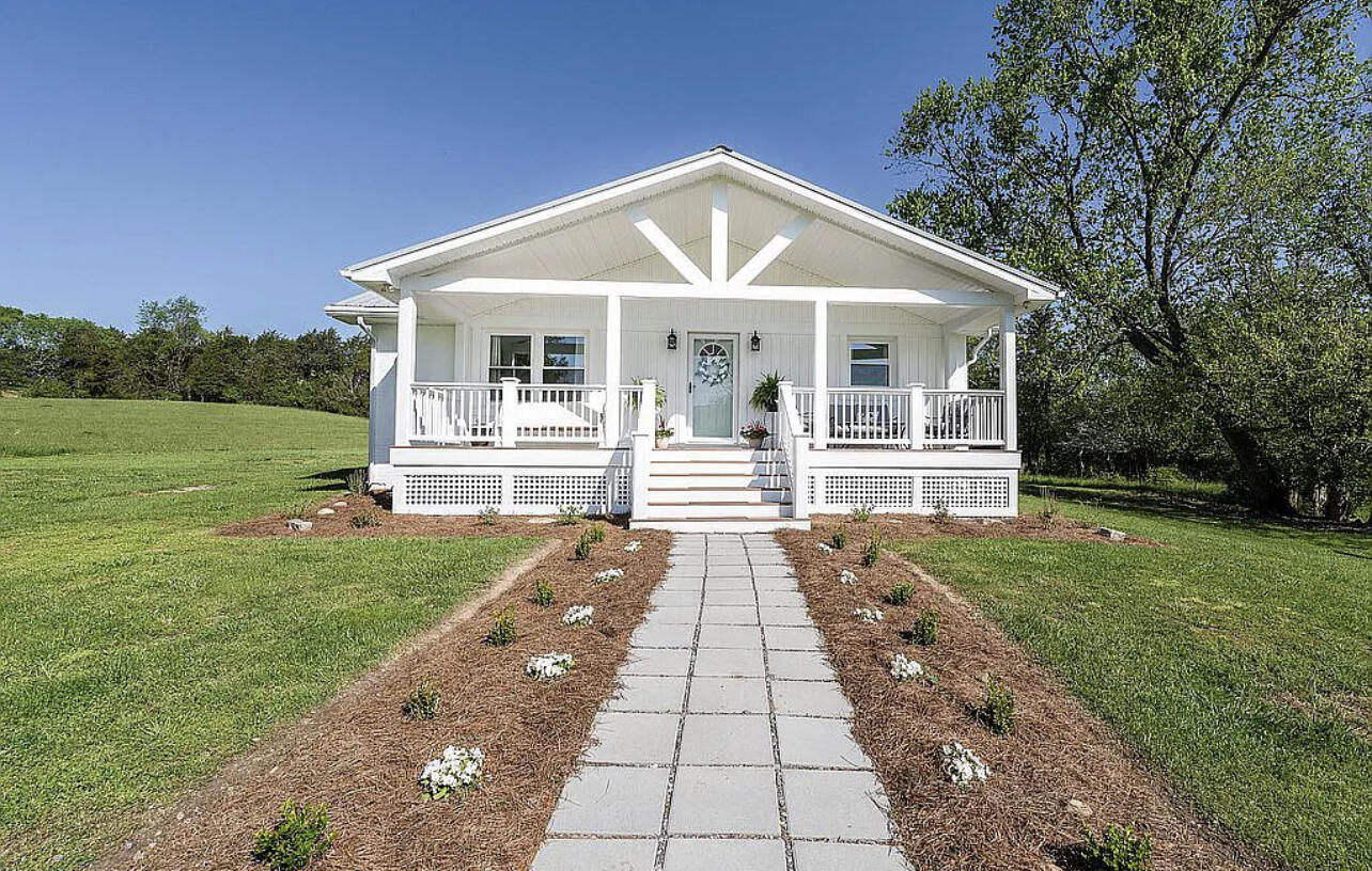 1424 Pisgah Road Greeneville, TN 37743 - Photo 1 of 1 IMG-8766